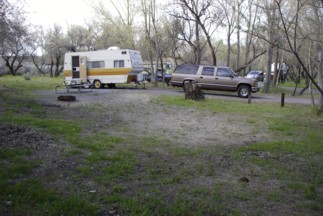 campground1.jpg (25932 bytes)