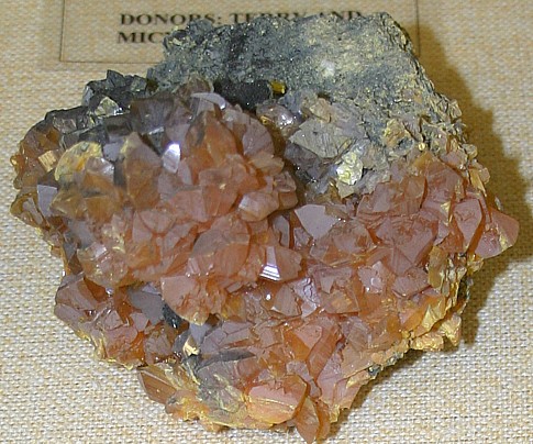 Orpiment crystals