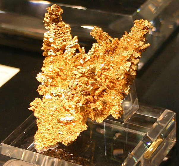 Round Mountain Crystaline Gold Piece